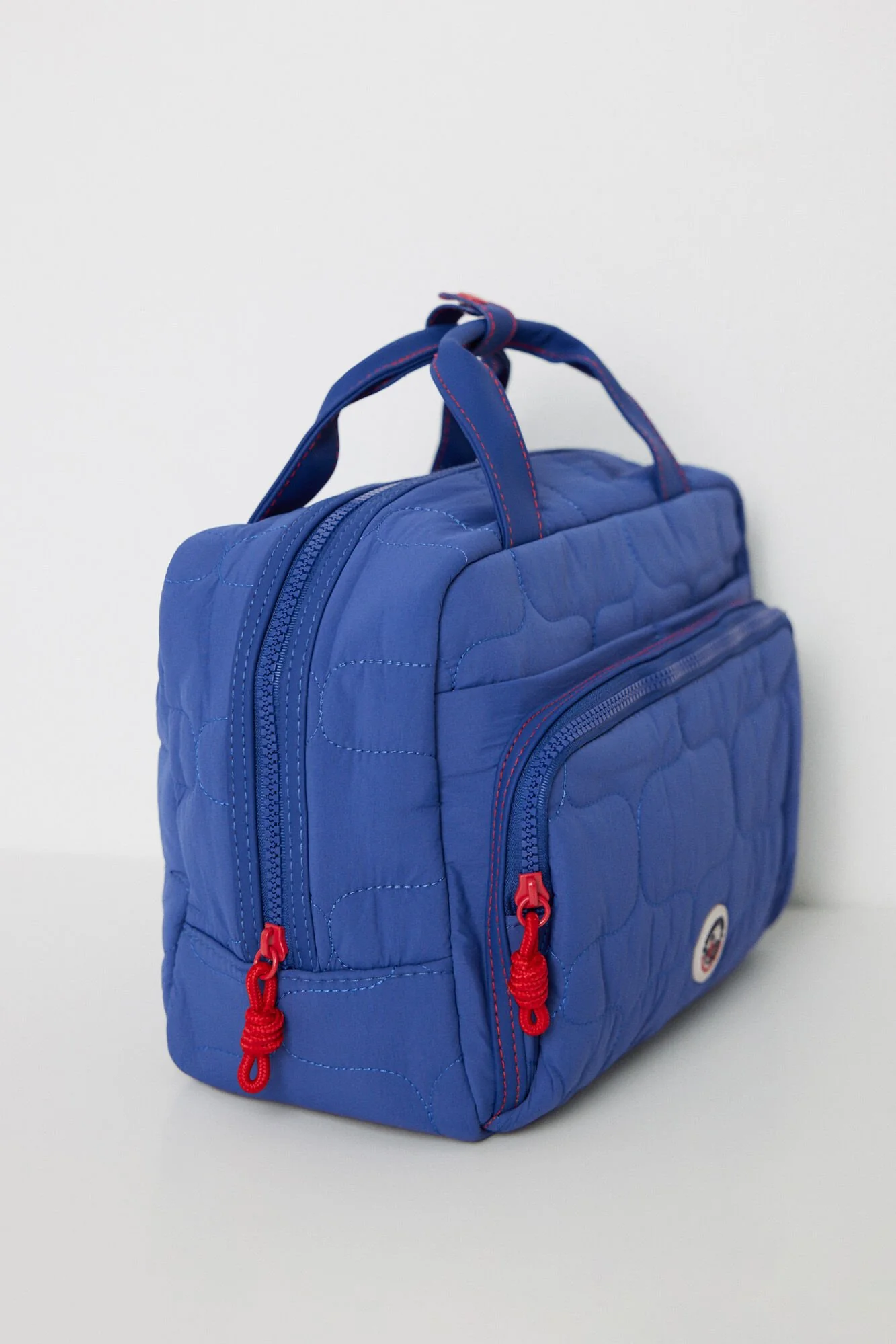 Large padded nylon toiletry bag - Image 5