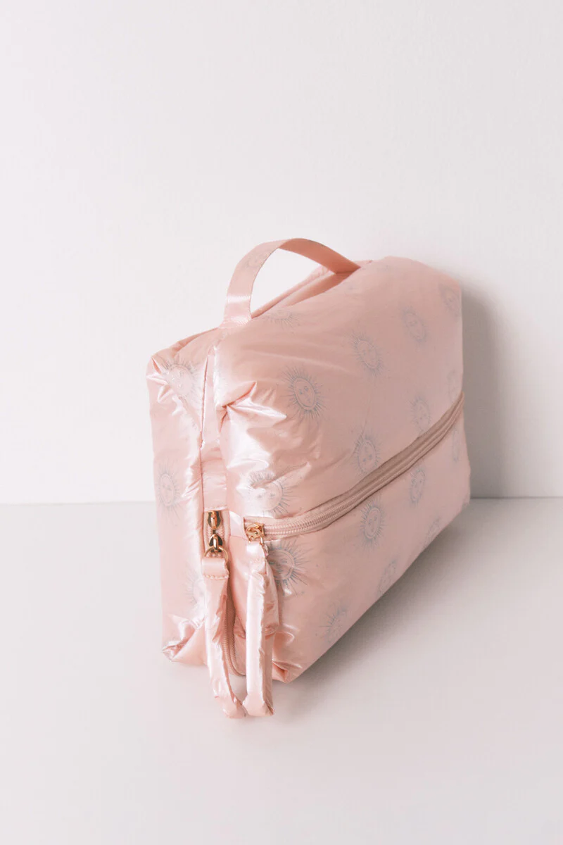 Large pink puffer satin-finish vanity case - Image 4