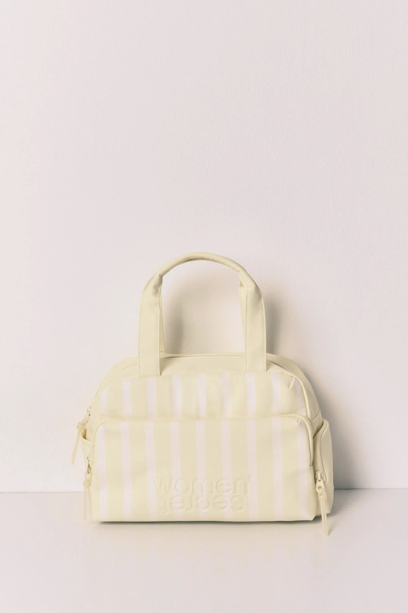 Large zip vanity case