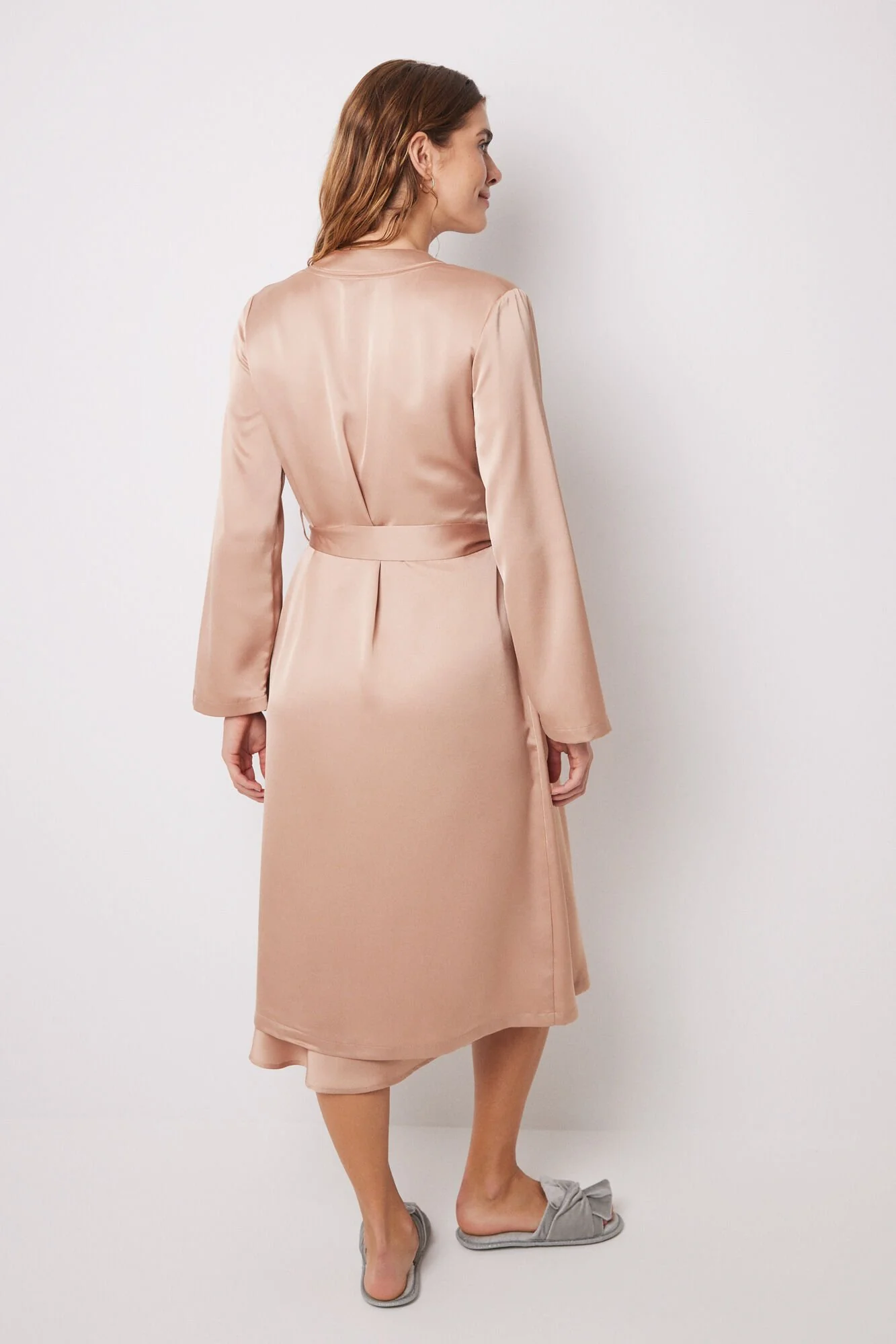Long nude satin robe - Image 4