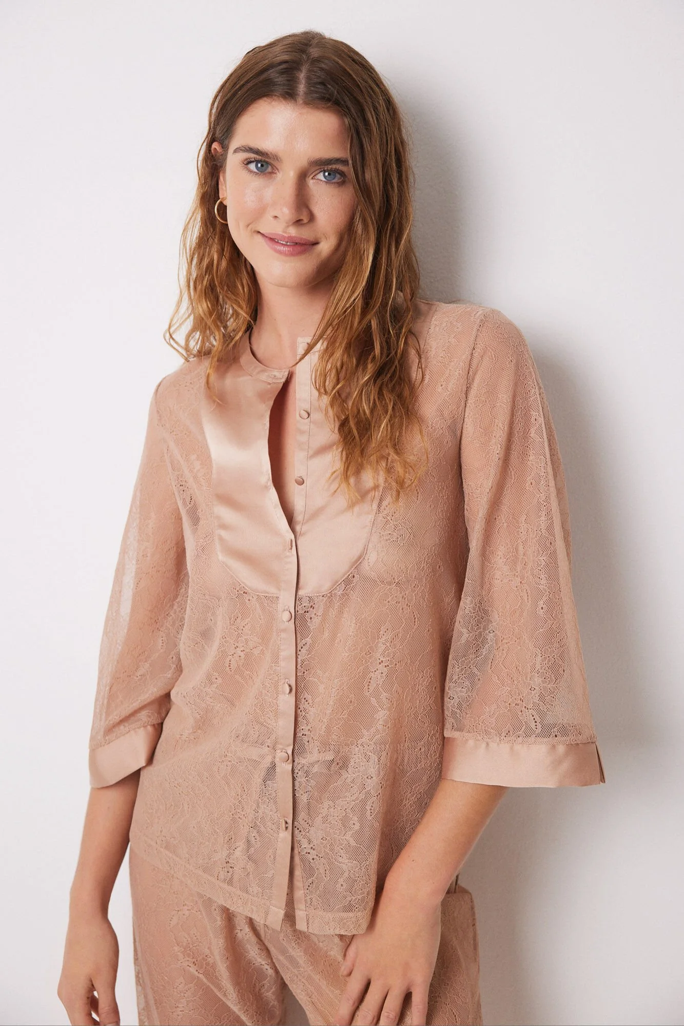 Long nude lace pajamas - Image 4