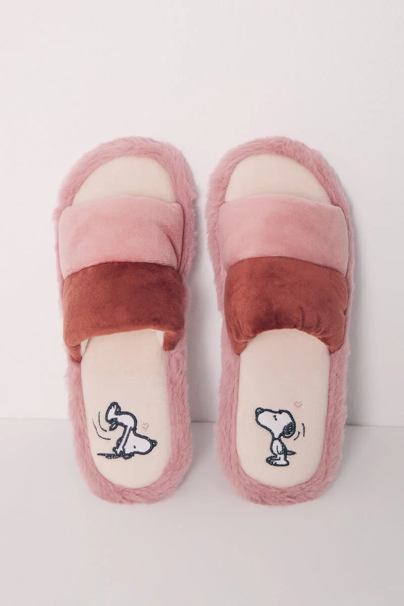 Pink Snoopy open house slipper - Image 5