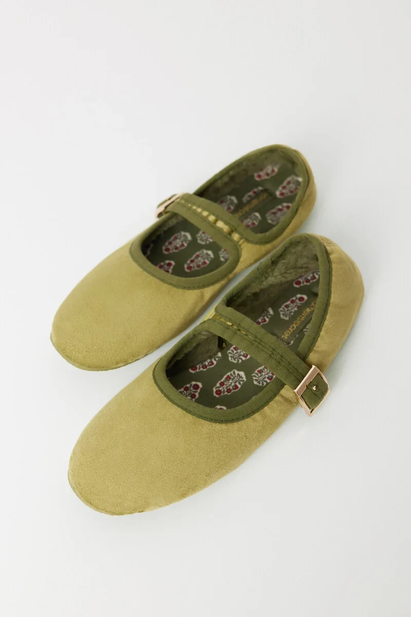 Green ballet flats style slippers - Image 5