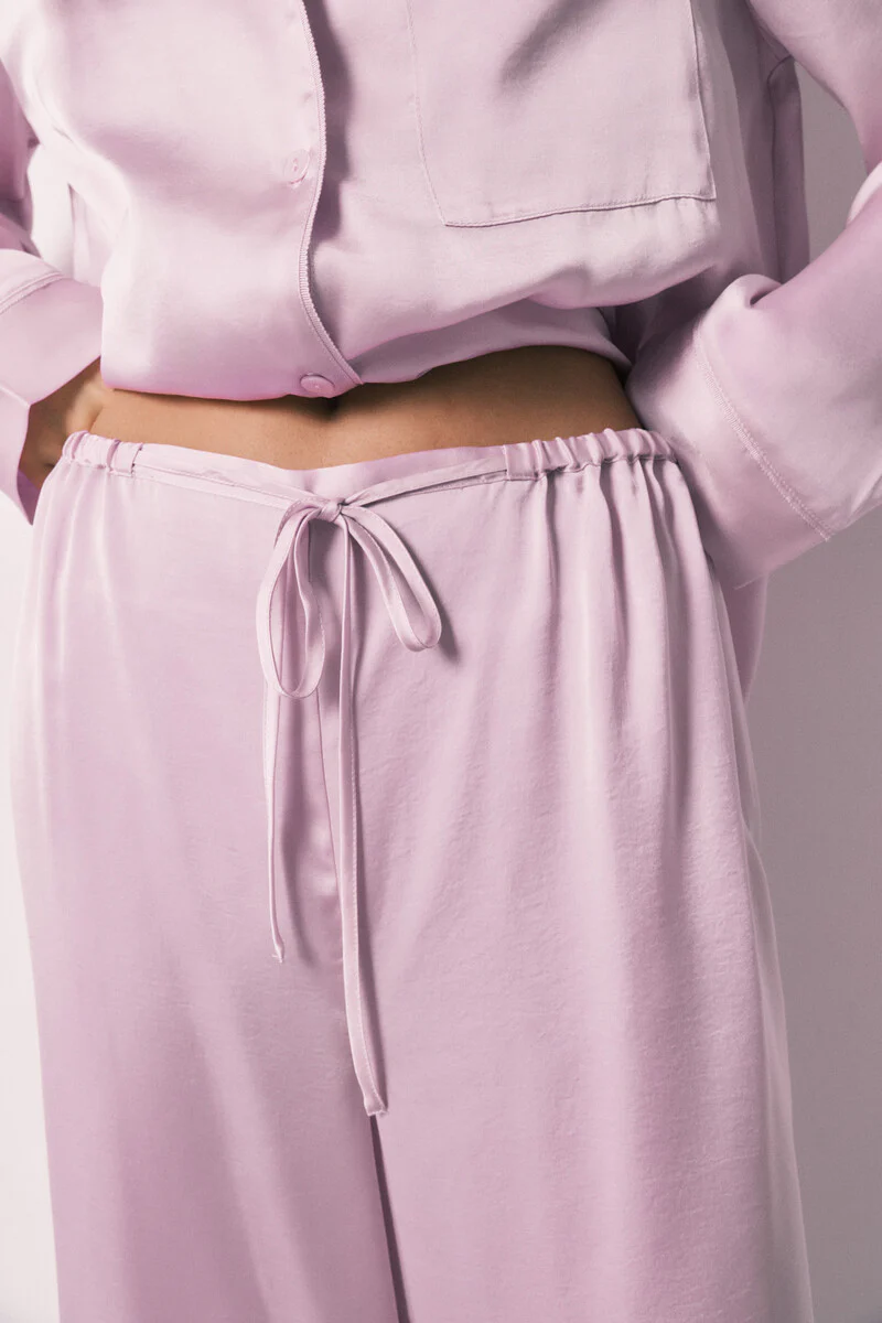 Lilac satin long classic pyjamas - Image 4