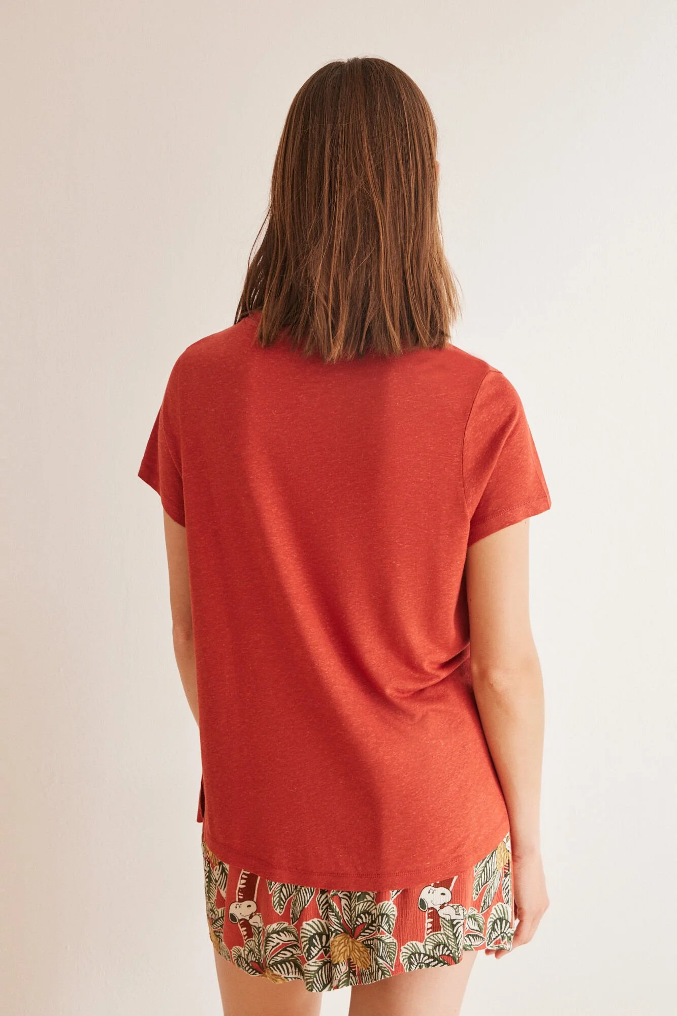 Red short-sleeved T-shirt - Image 4