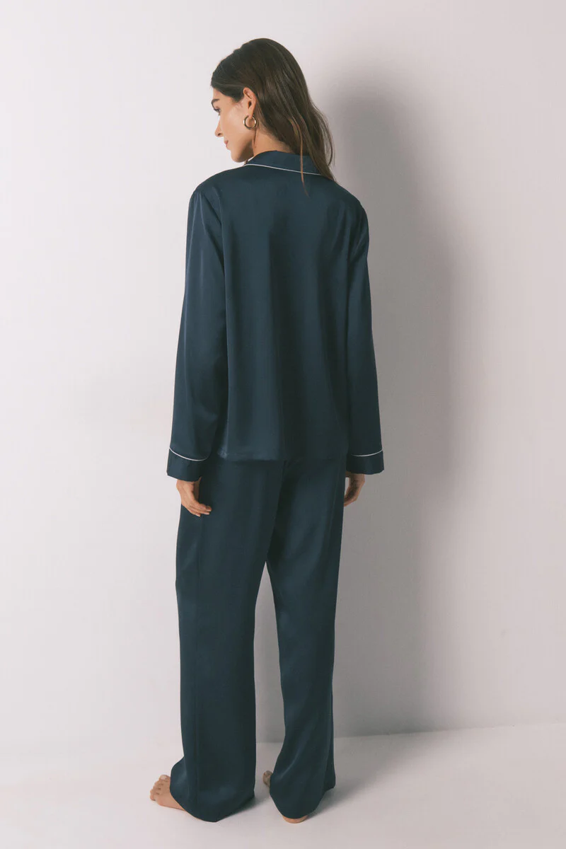 Long blue satin classic pyjamas - Image 2