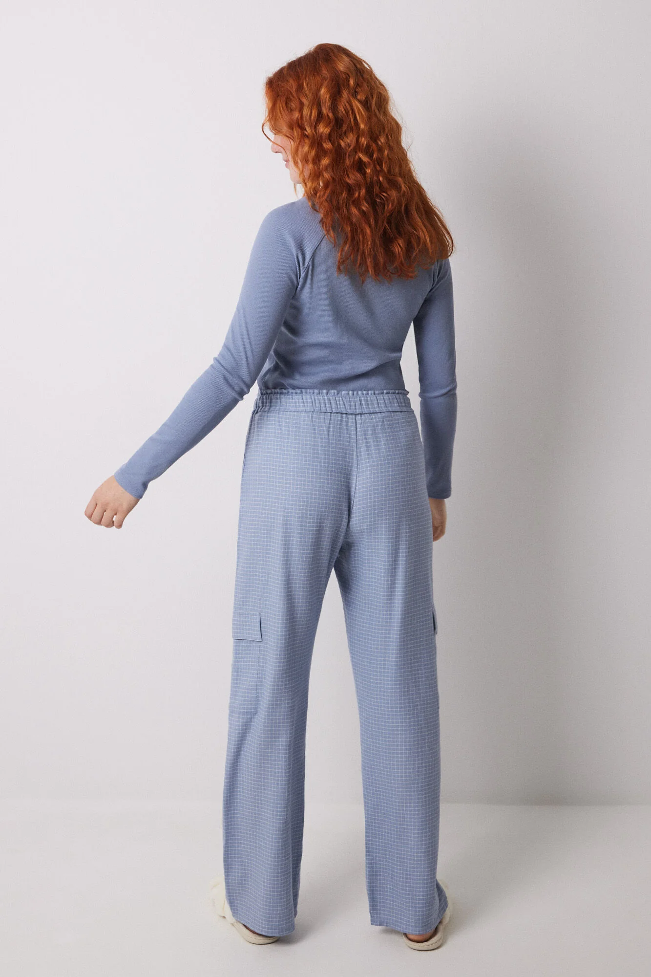Long cargo trouser with checkered print - Image 3