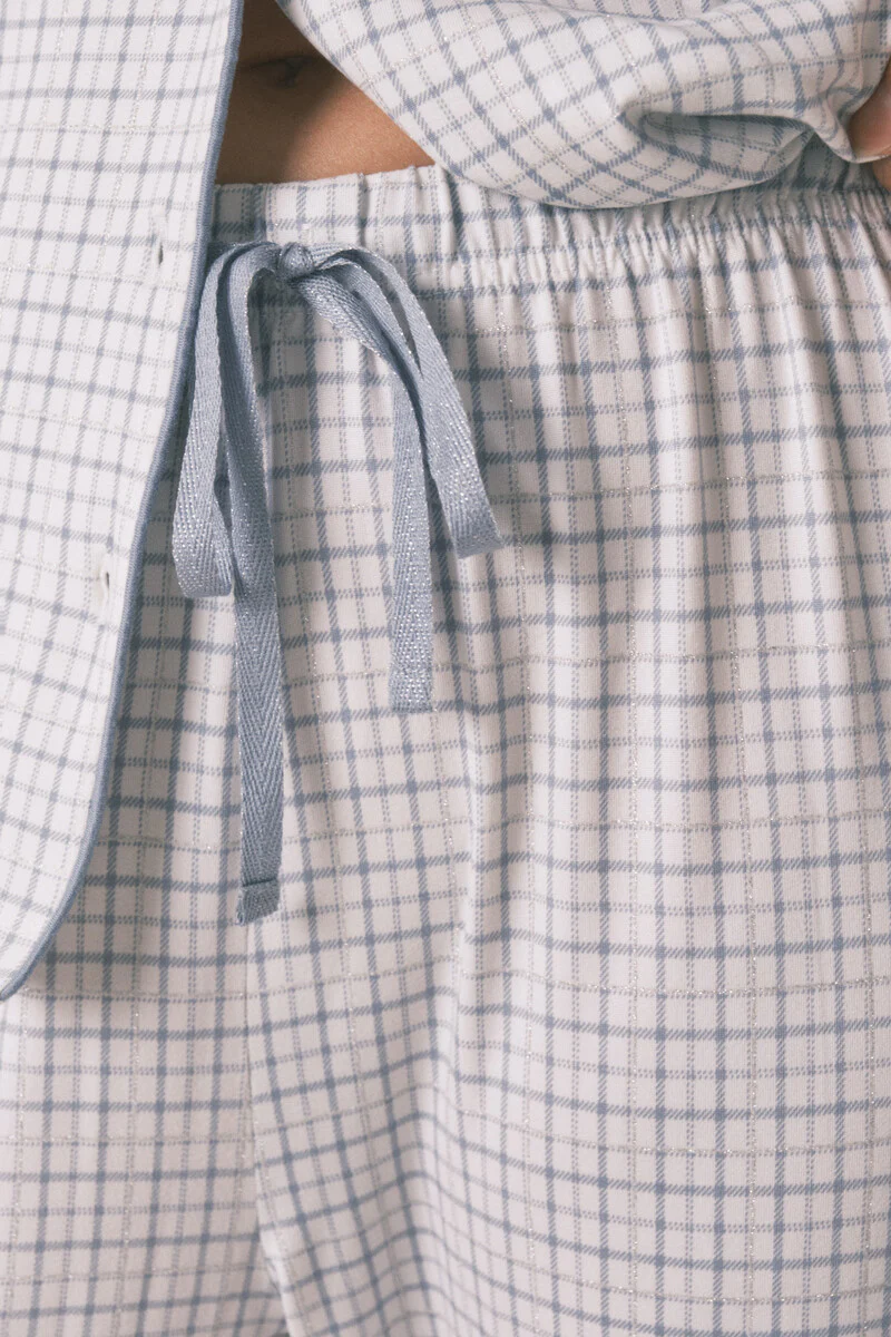 Long checkered classic pyjamas with a shiny effect - Image 5