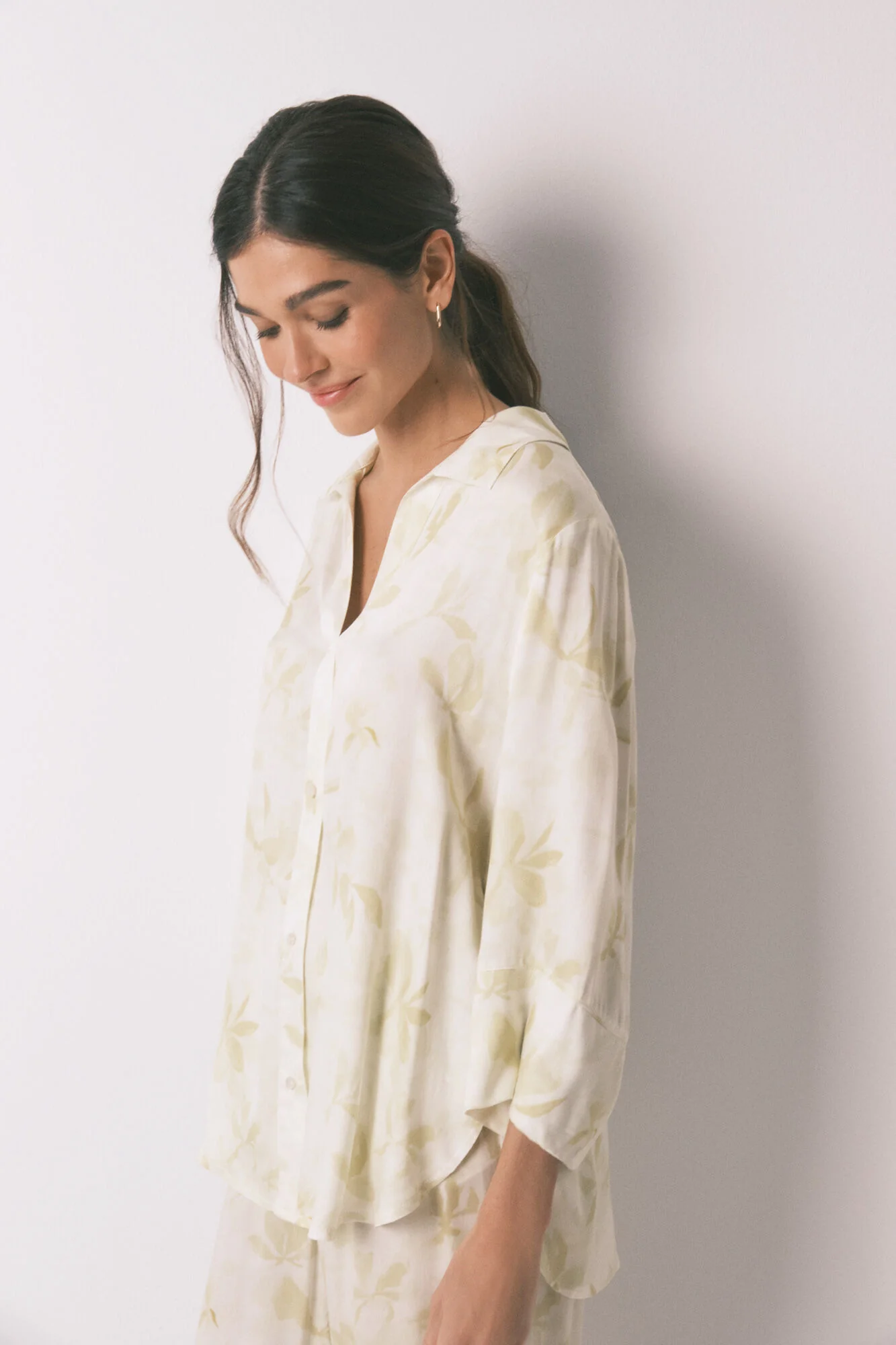 Long classic pyjamas with wide sleeves - Image 3