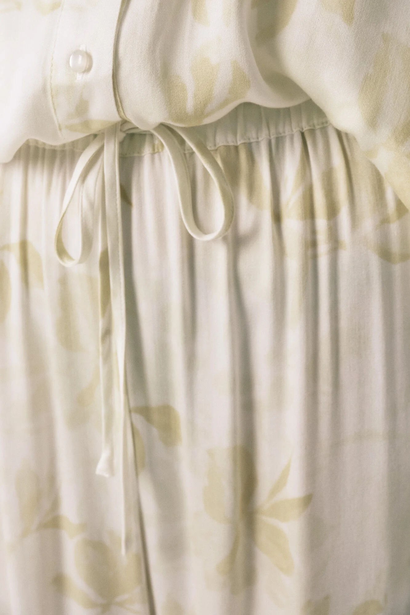 Long classic pyjamas with wide sleeves - Image 5