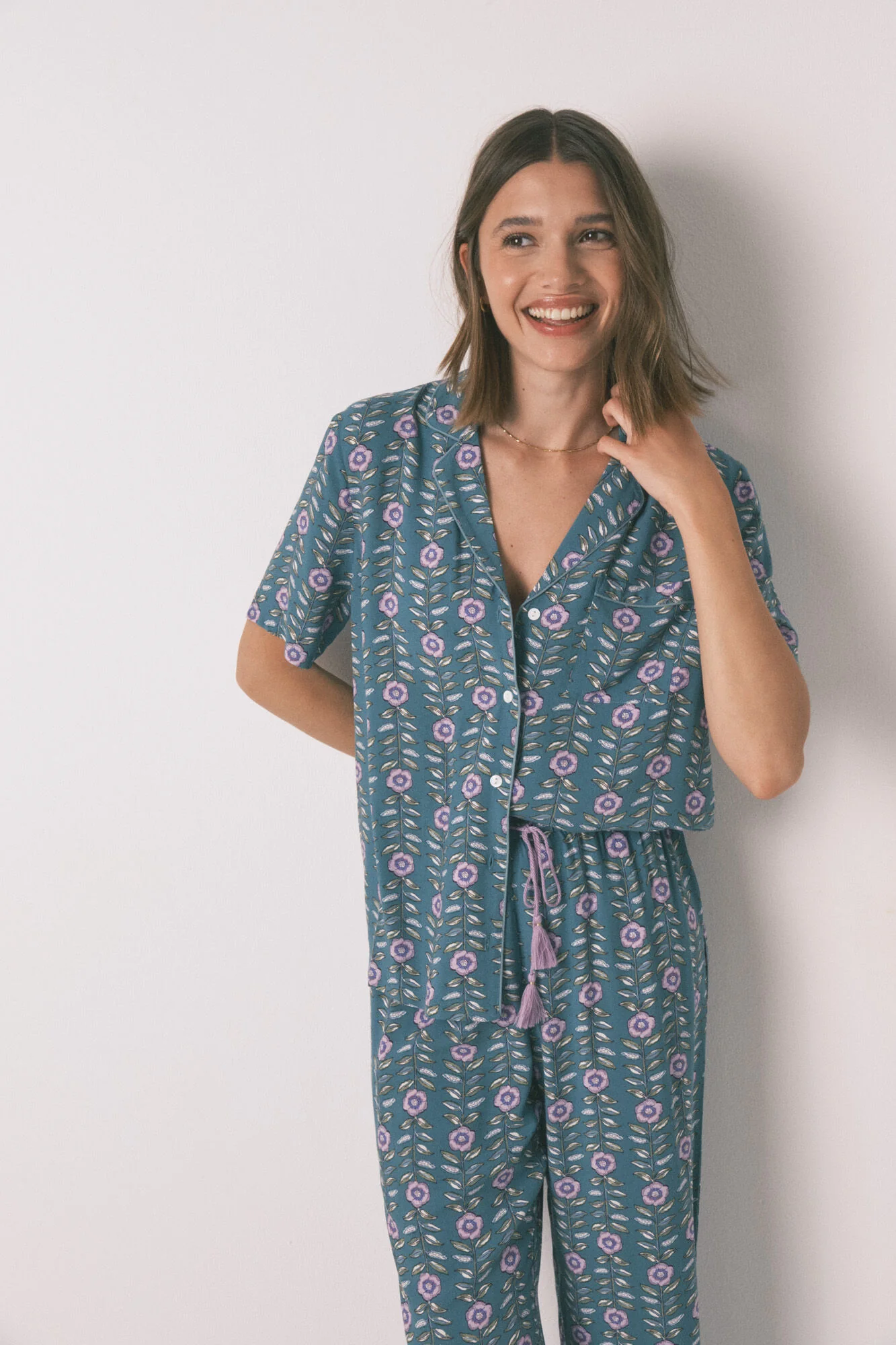 Long green floral classic pyjamas - Image 5