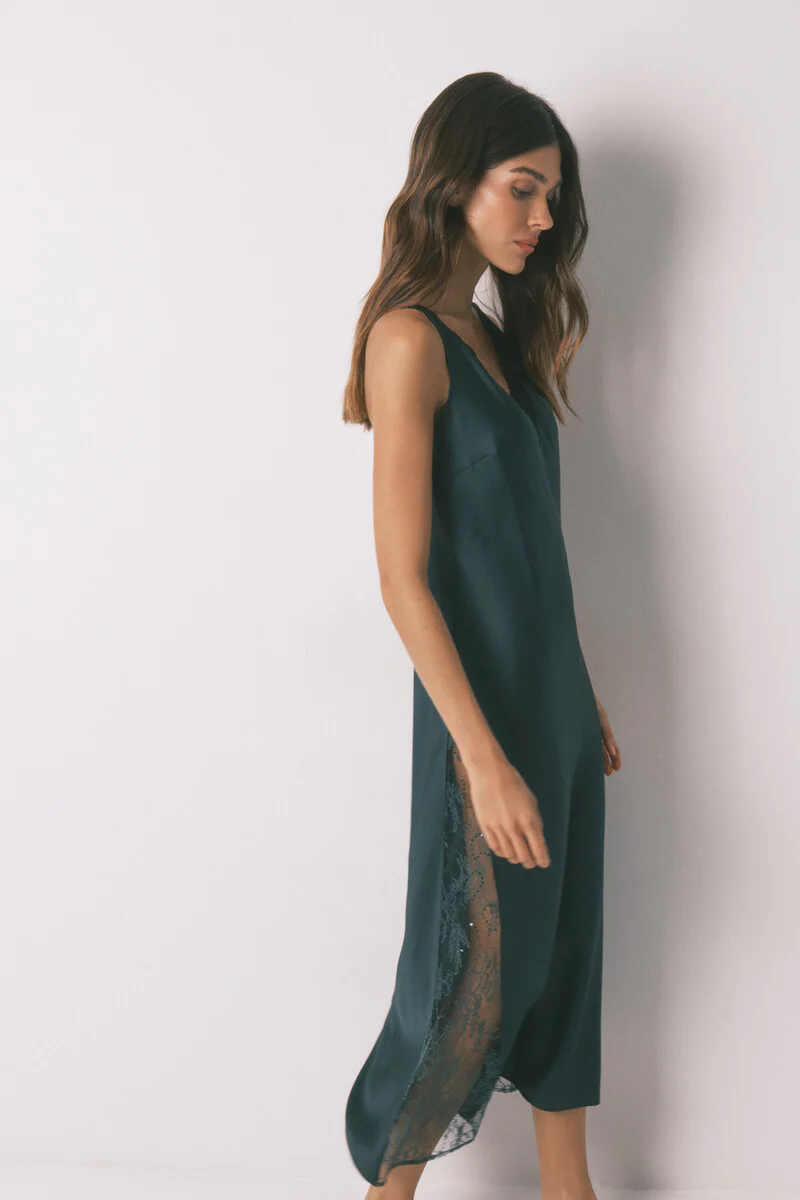 Long green satin nightgown - Image 5