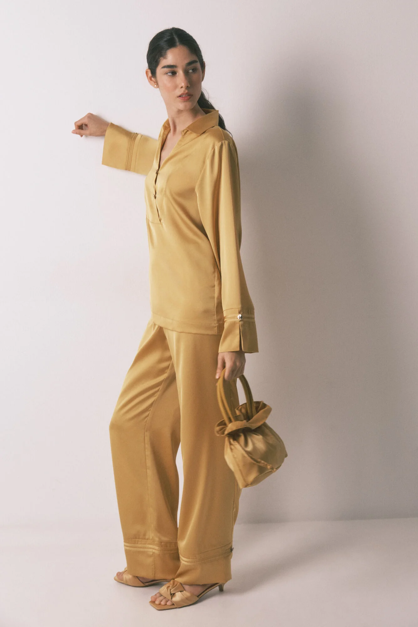 Long mustard satin classic pyjamas - Image 2