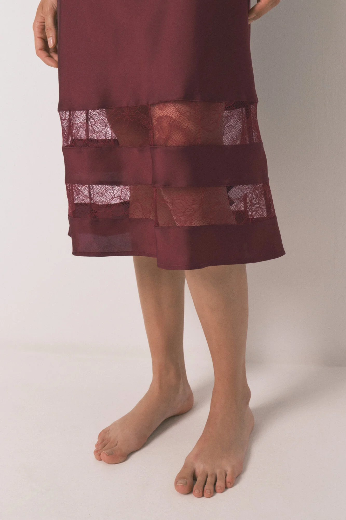 Long nightgown wine lace nightgown - Image 3