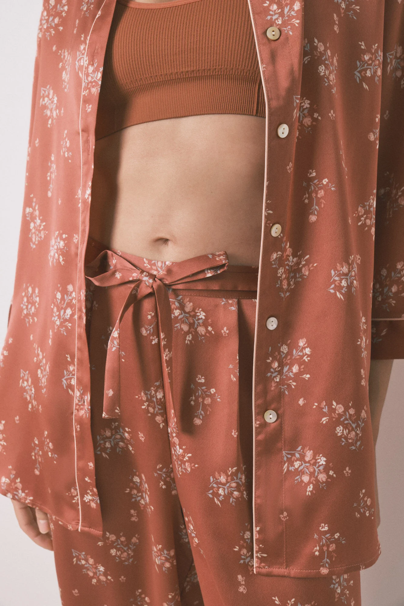 Long orange satin pajama shirt - Image 2