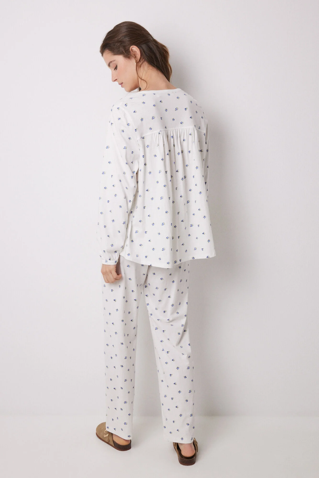 Long pajamas 100% cotton white flowers - Image 2