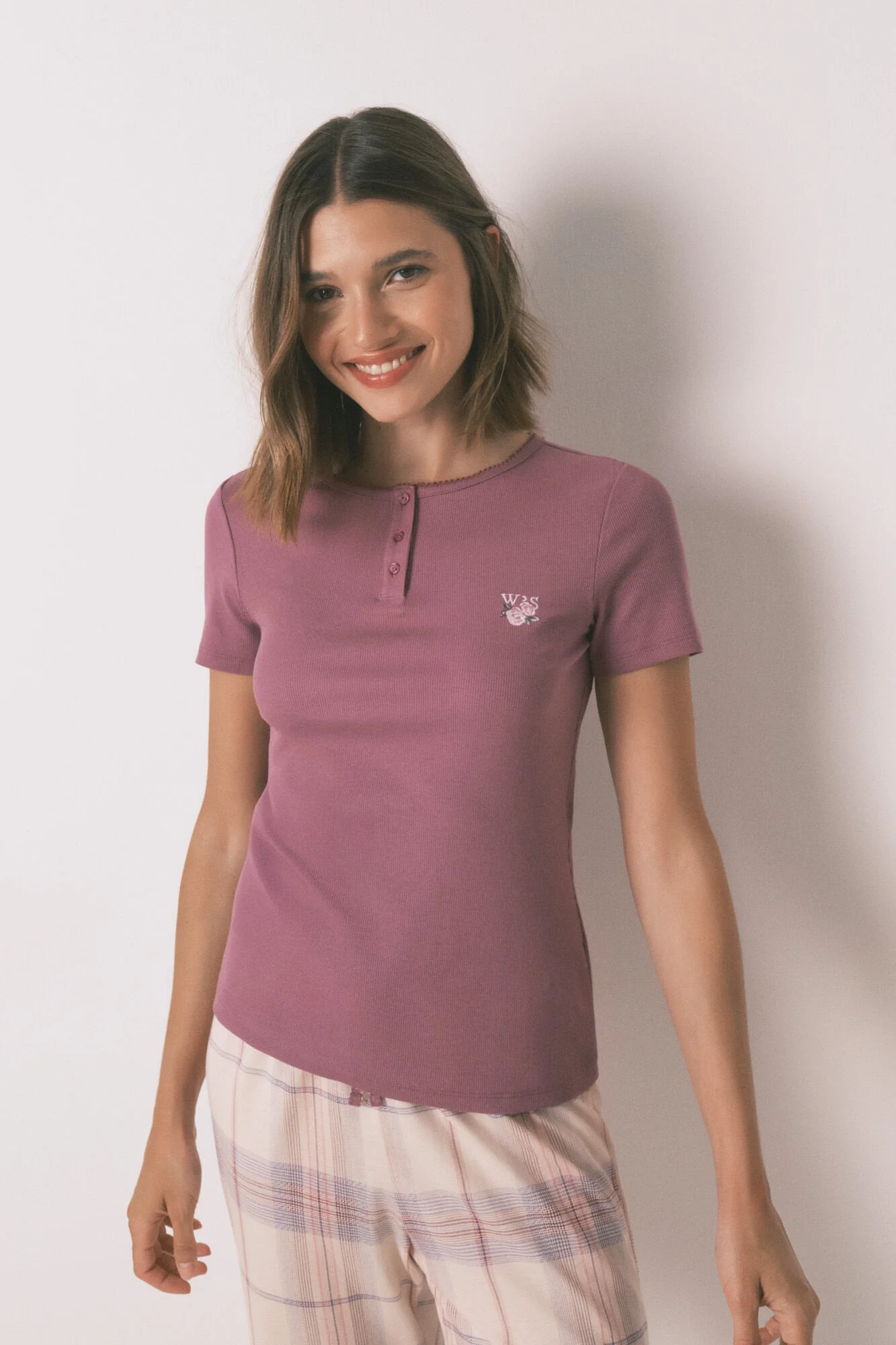 Long pyjamas with pink checkered print - Image 5