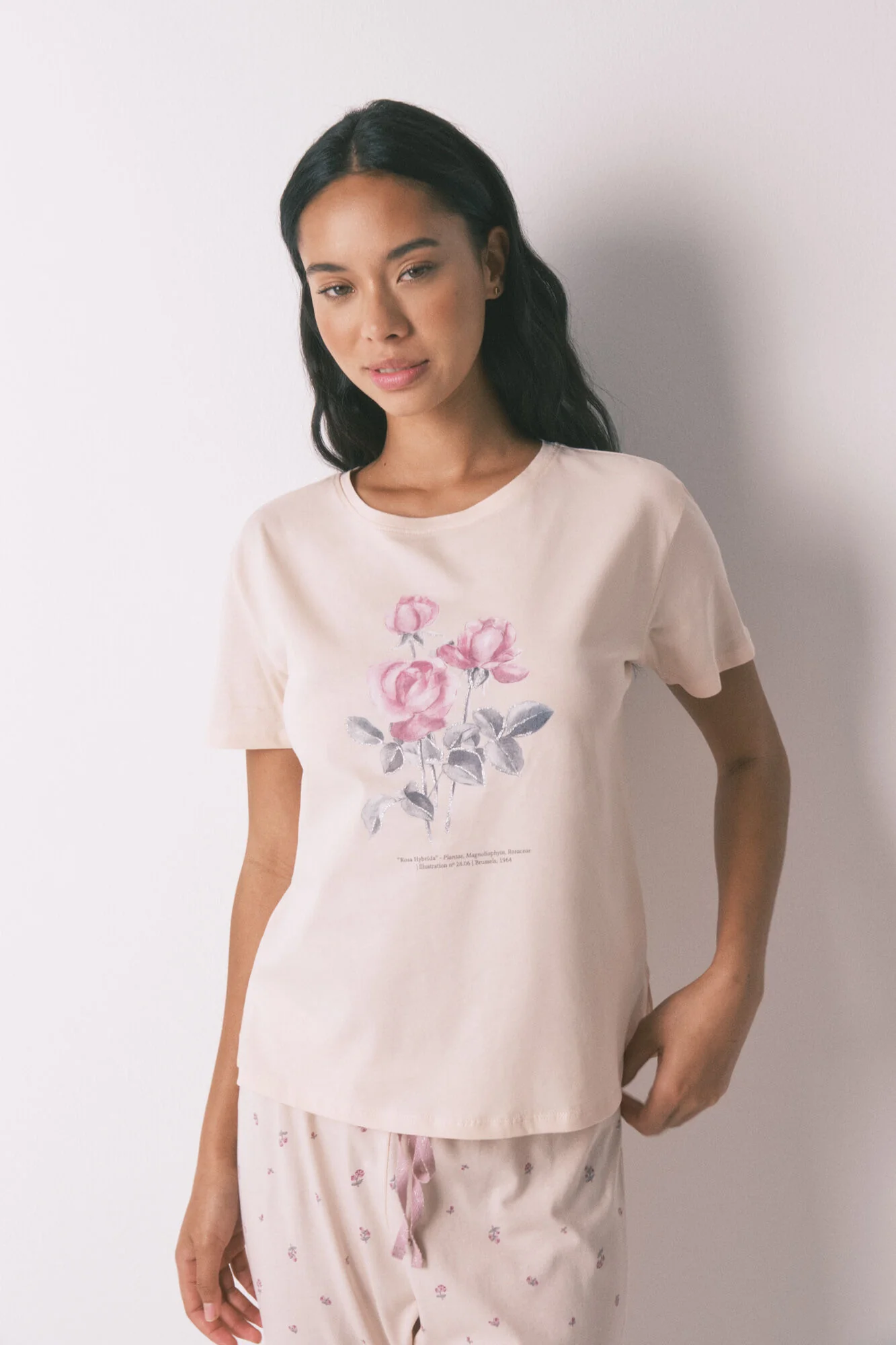 Long pyjamas with pink flowers - Image 3