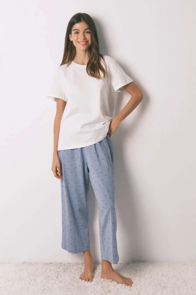 Long pyjamas with short sleeve sleeves and flowers - Image 2