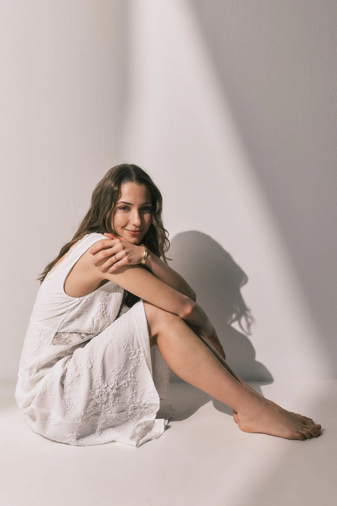 Long satin jacquard nightdress in White - Image 7