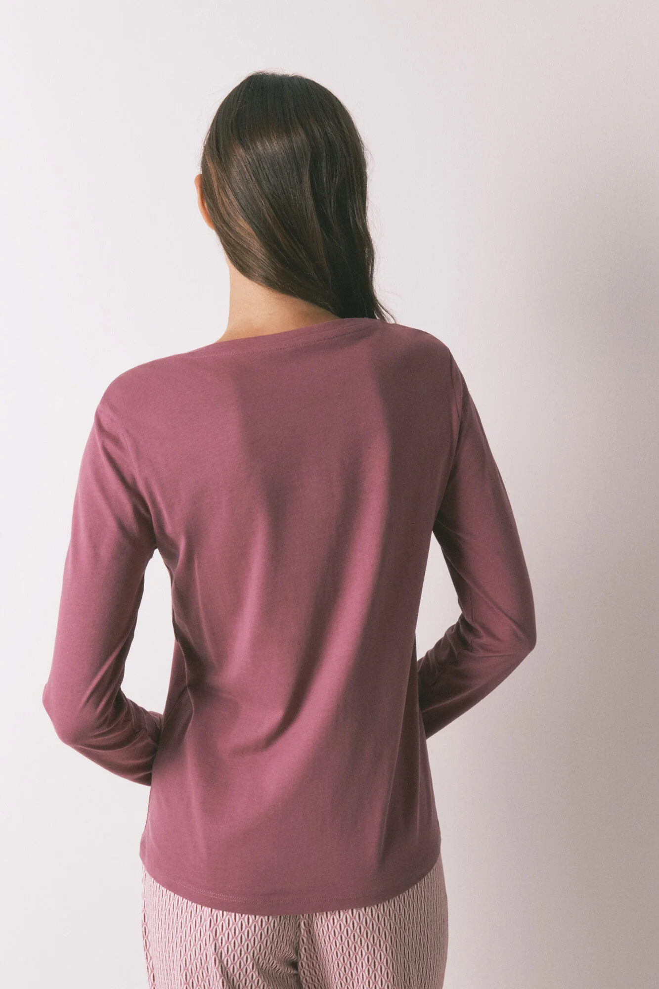 Long sleeve brushed cotton maroon T-shirt - Image 2