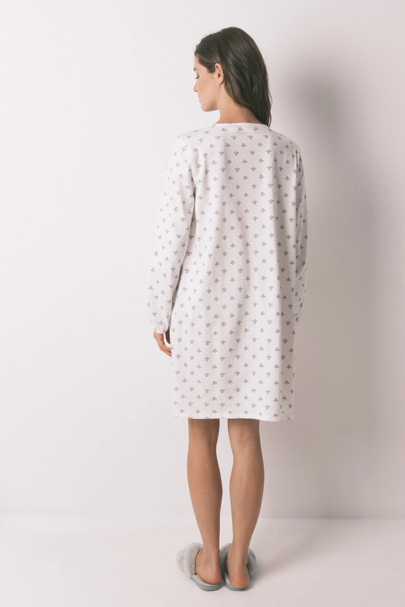 Long sleeve nightgown 100% cotton ivory flowers - Image 3