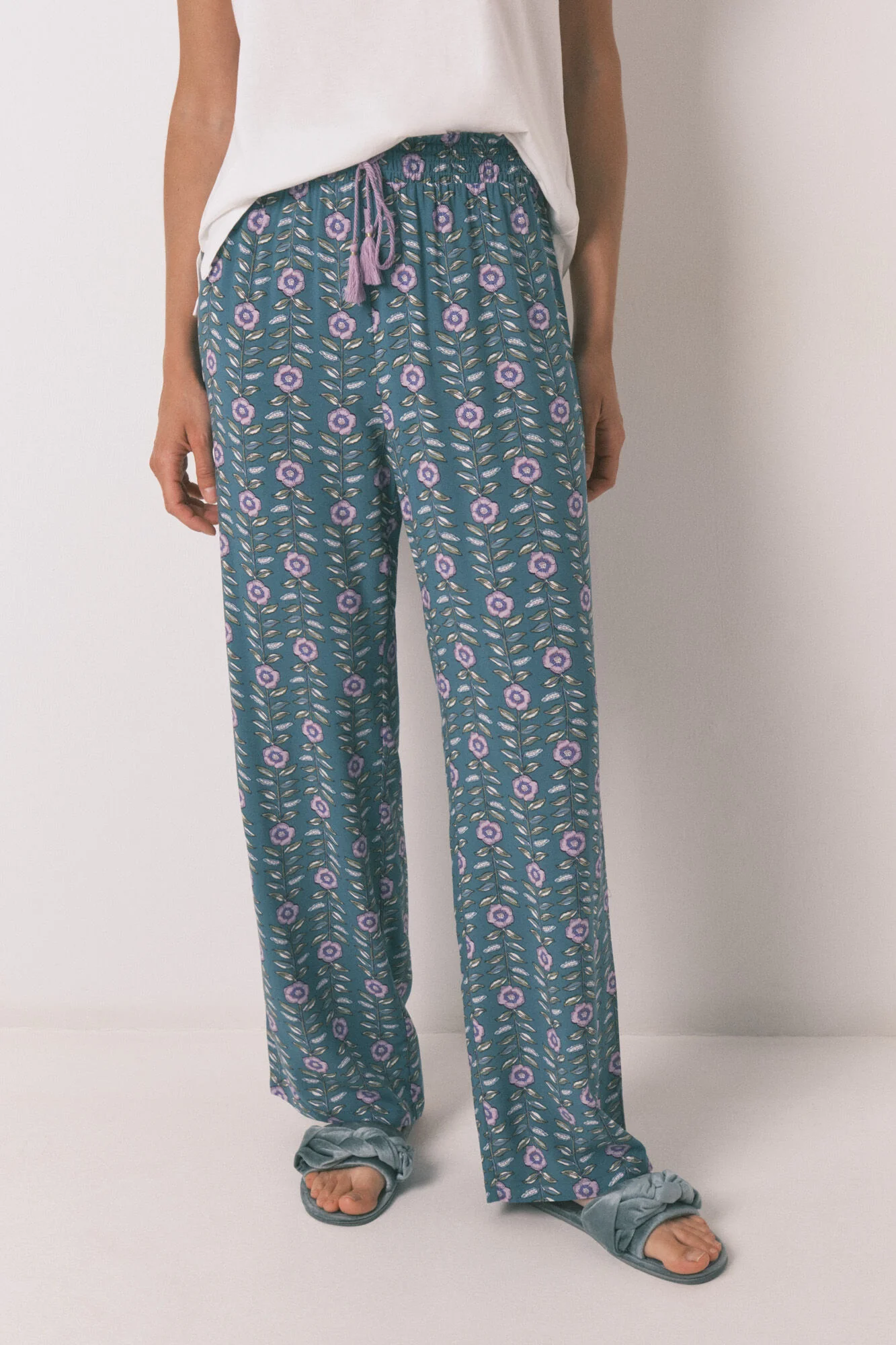 Long viscose flower print trouser - Image 2