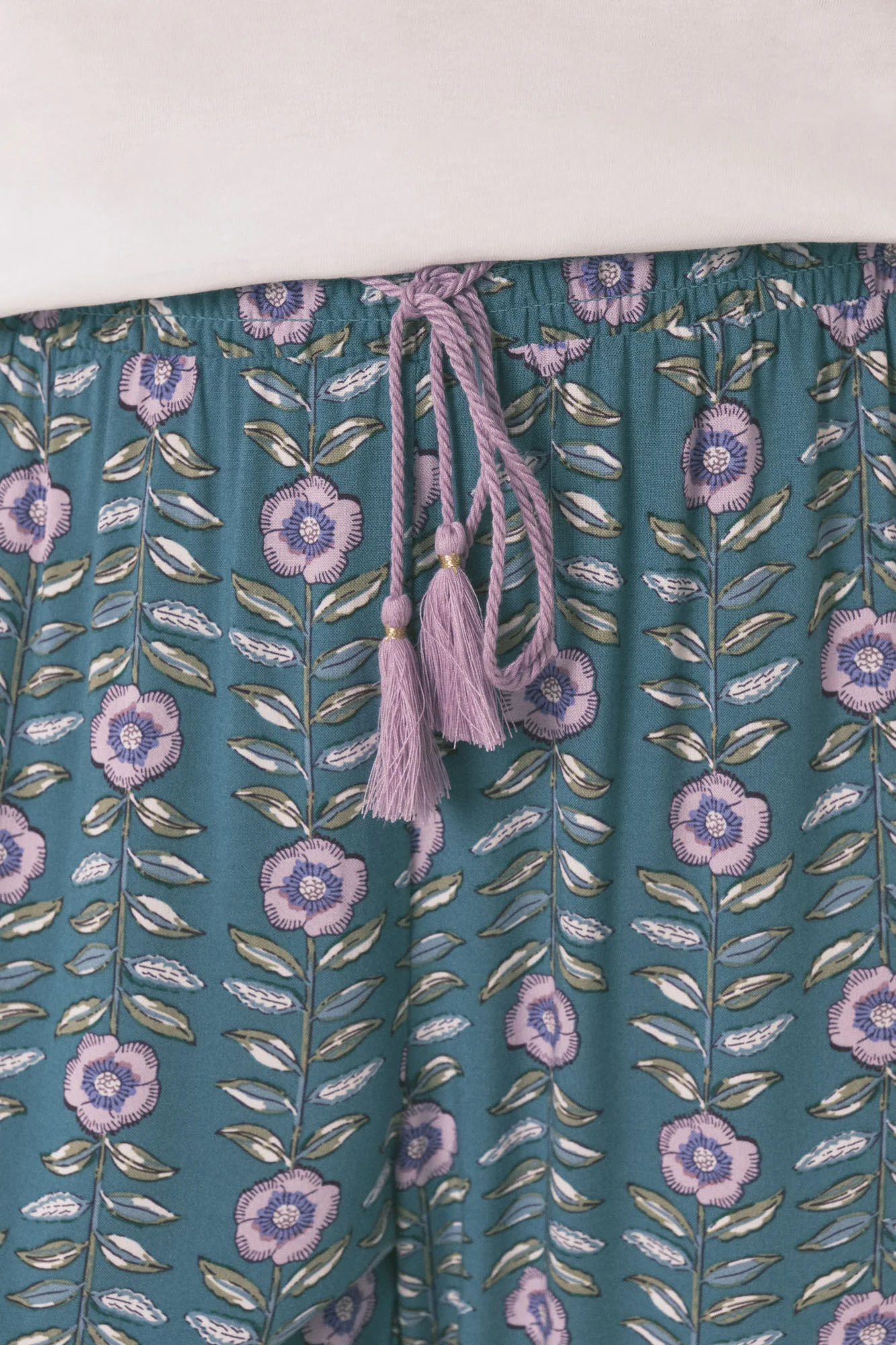 Long viscose flower print trouser - Image 4