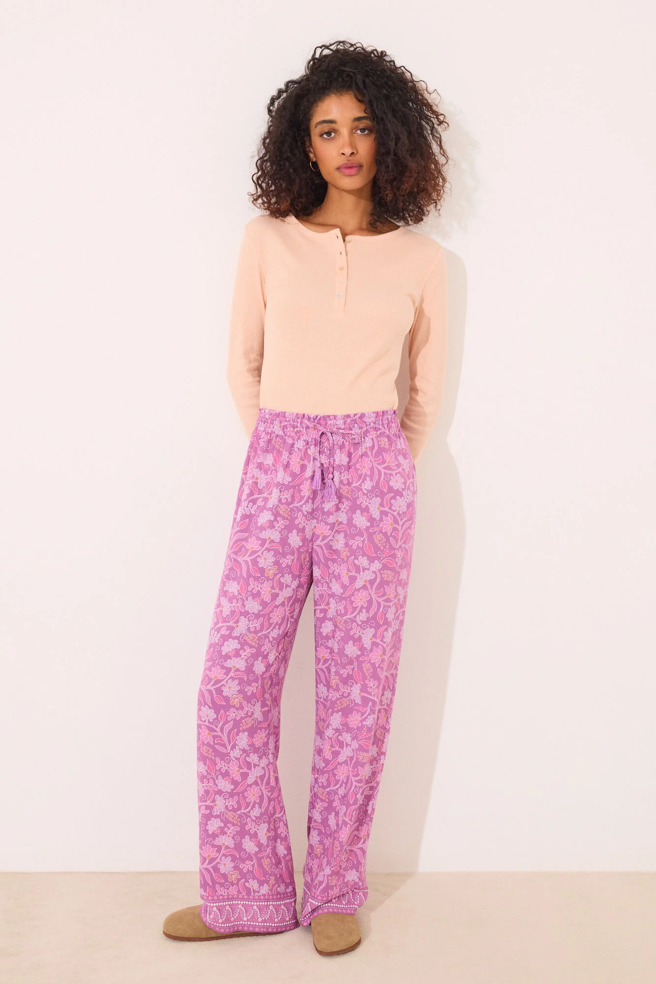 Long viscose trouser with boho floral print - Image 5