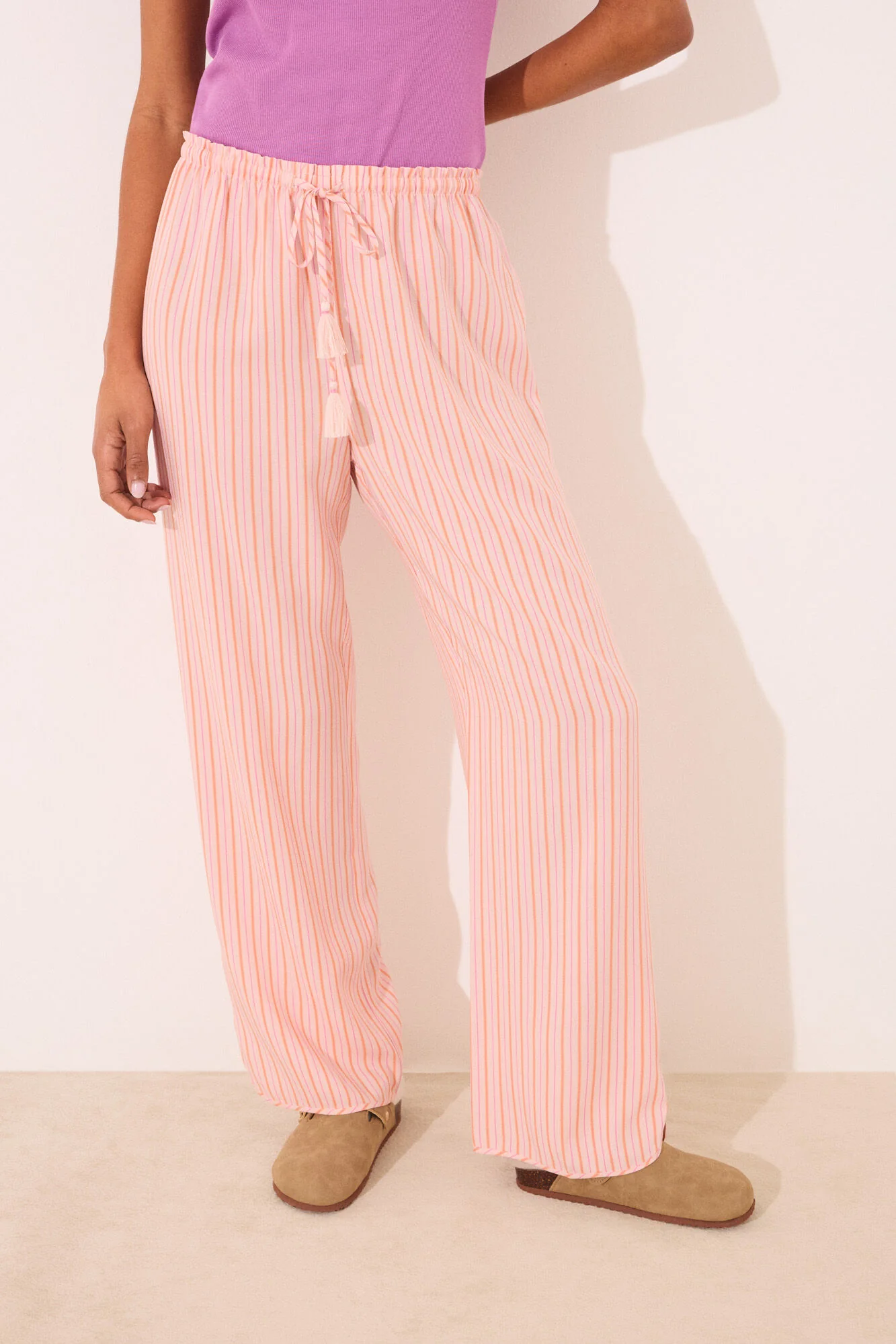 Long viscose trouser with striped print