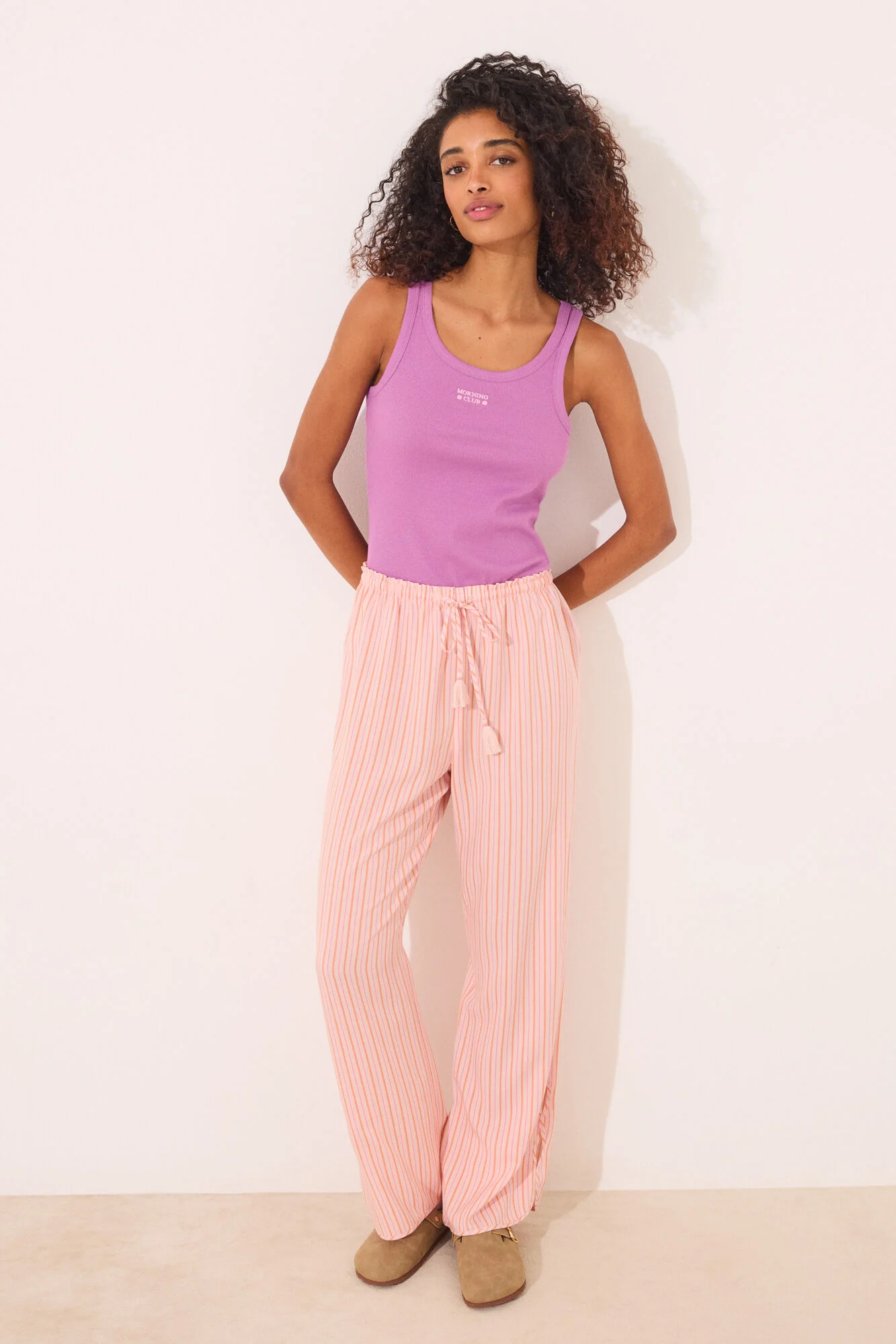 Long viscose trouser with striped print - Image 5
