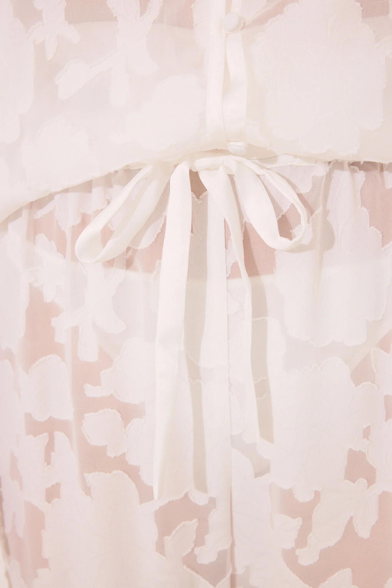 Long white satin pajama set - Image 5