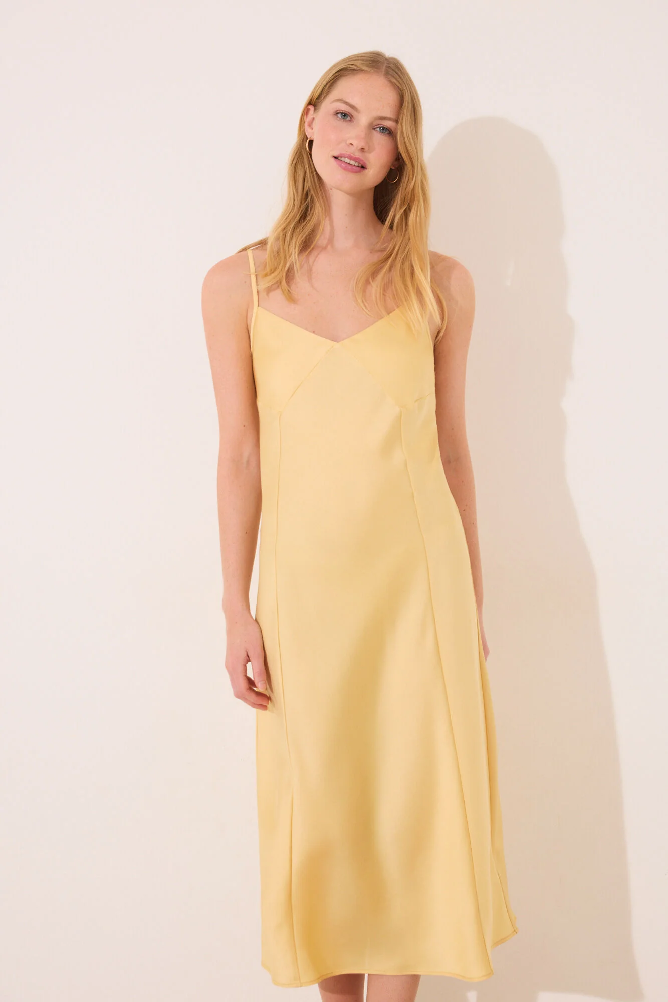 Long yellow satin nightgown - Image 5