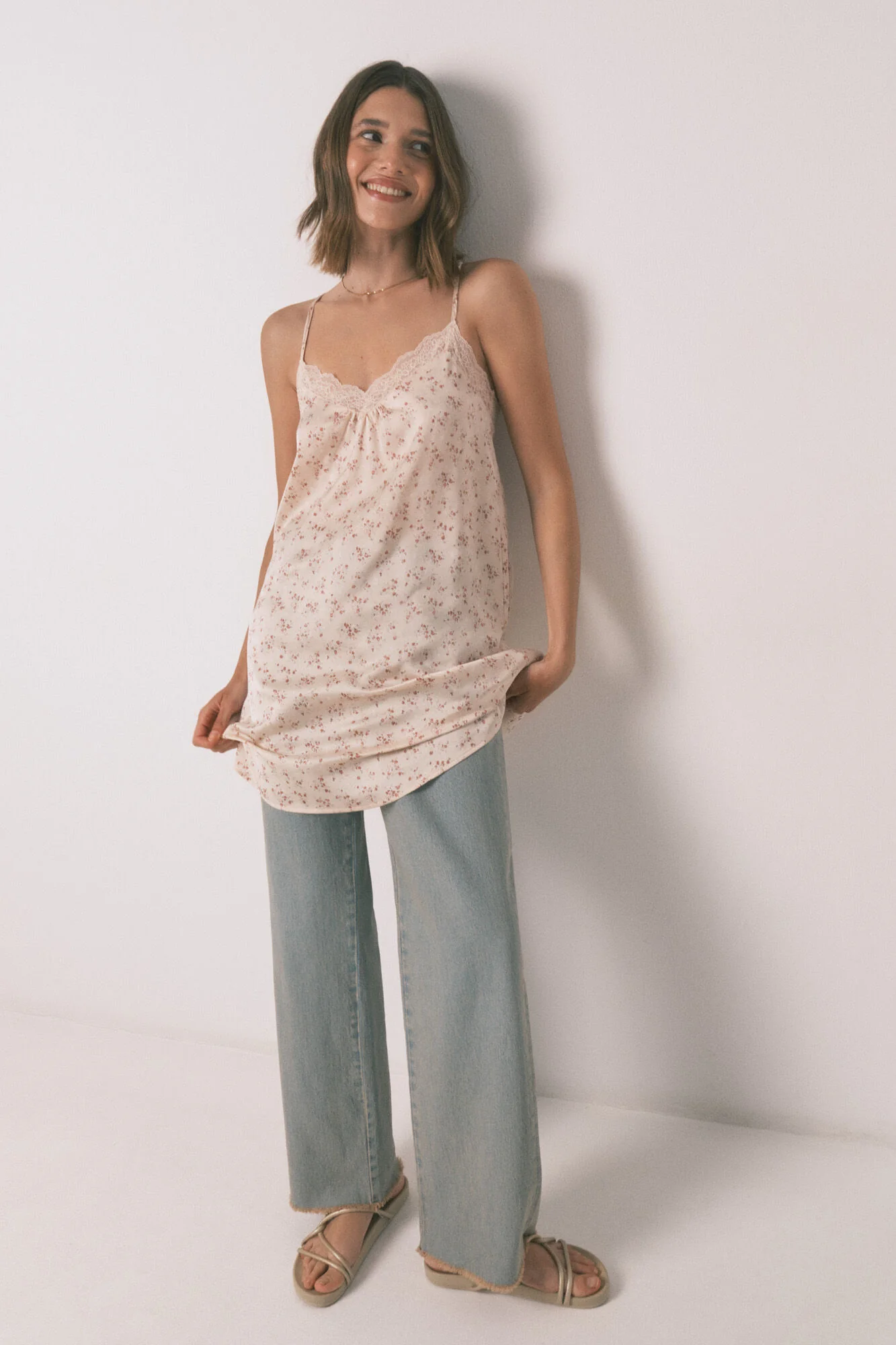 Loose satin nightgown with pink flower - Image 6
