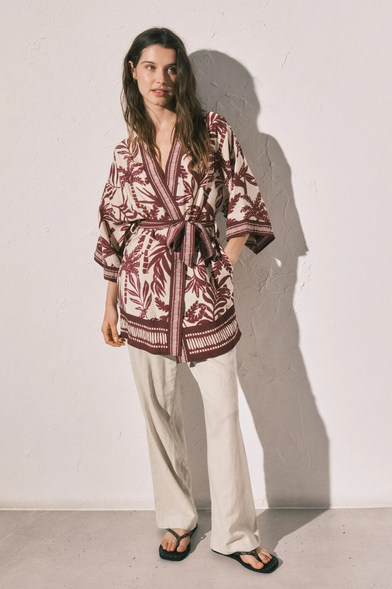 Maroon print kimono - Image 3