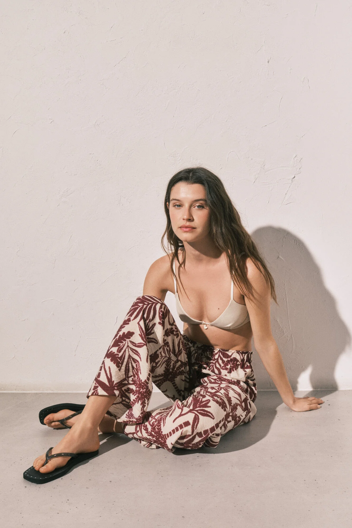 Maroon print long trousers - Image 5