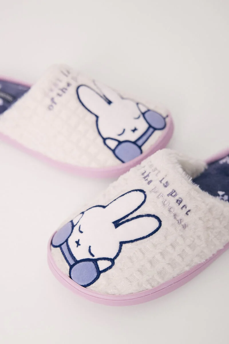 Snoopy slider slippers - Image 5