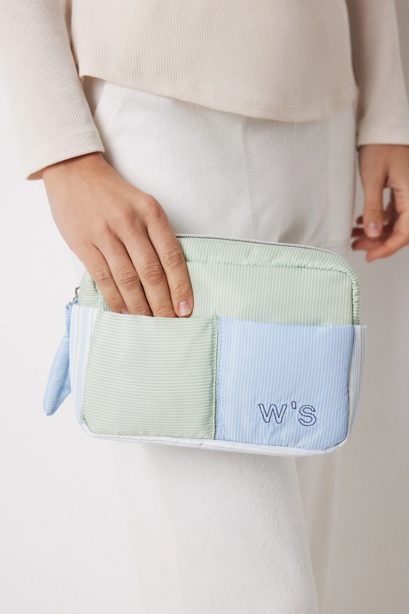 Medium nylon toiletry bag with striped print - Image 6