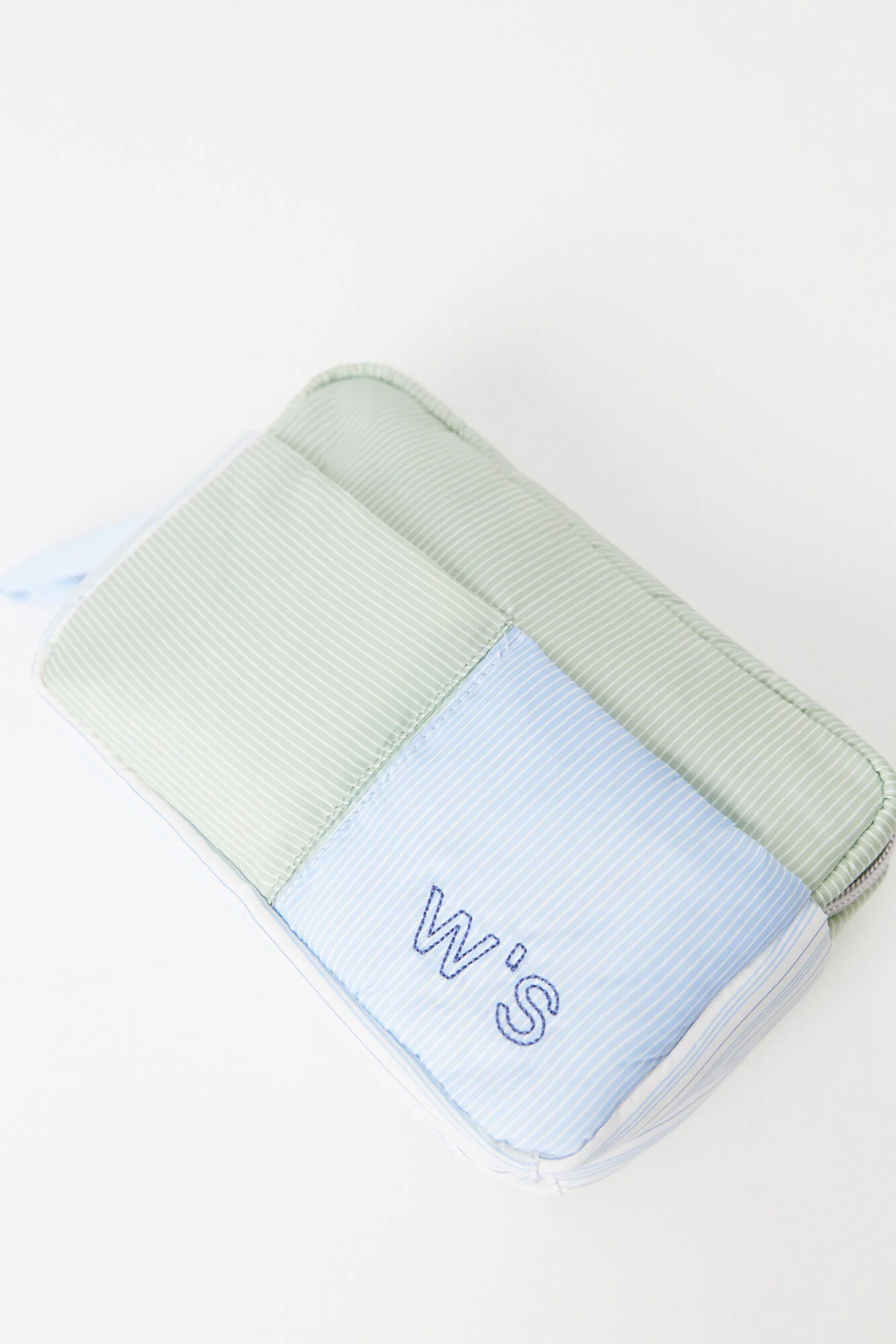 Medium nylon toiletry bag with striped print - Image 7