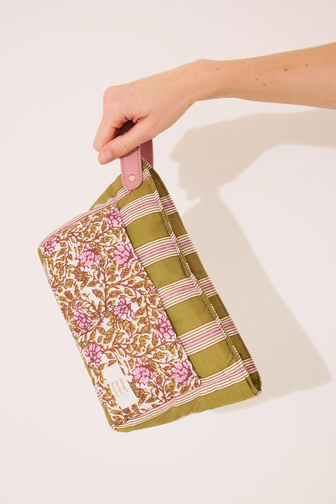 Medium quilted flower vanity case