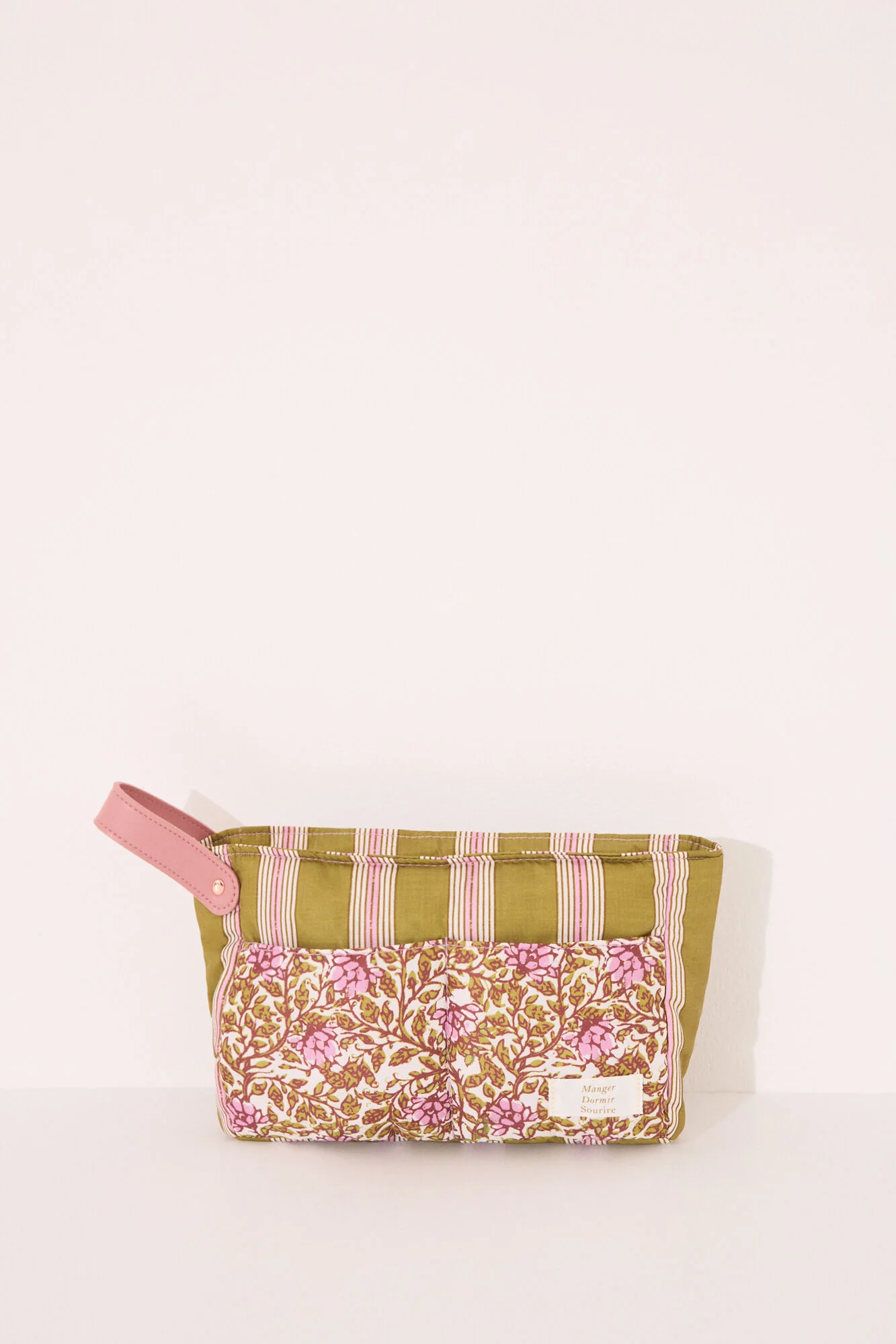 Medium quilted flower vanity case - Image 6