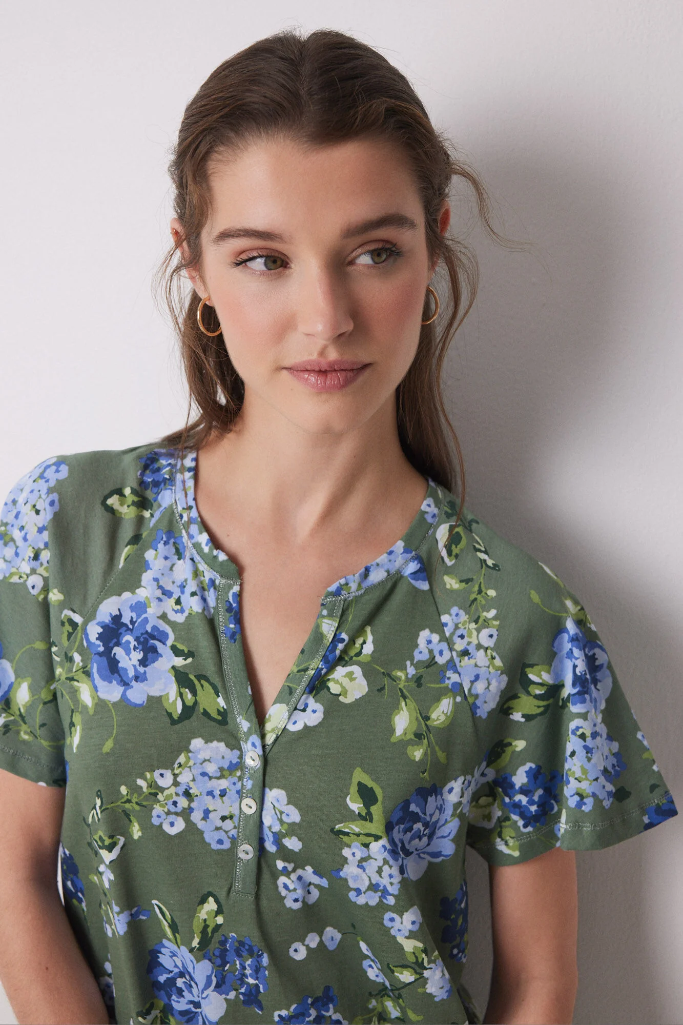Midi nightgown 100% cotton green flowers - Image 5