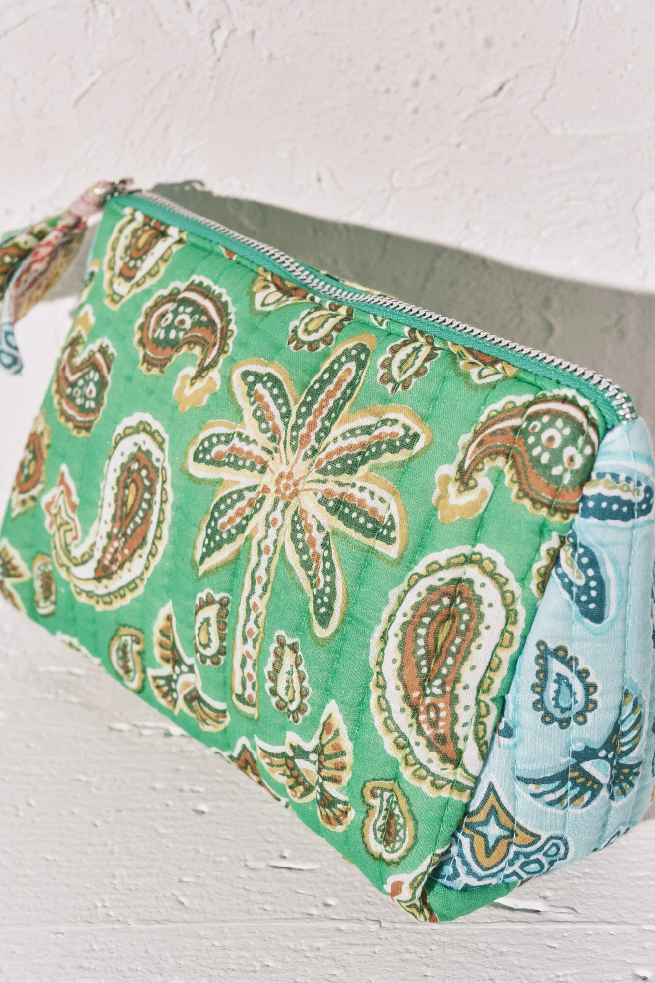 Multicoloured medium print vanity case - Image 2