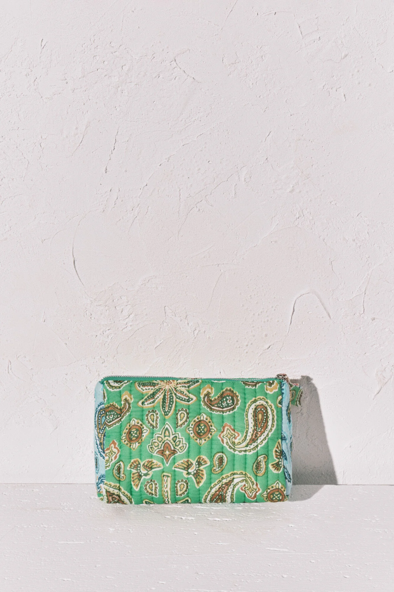 Multicoloured medium print vanity case - Image 6