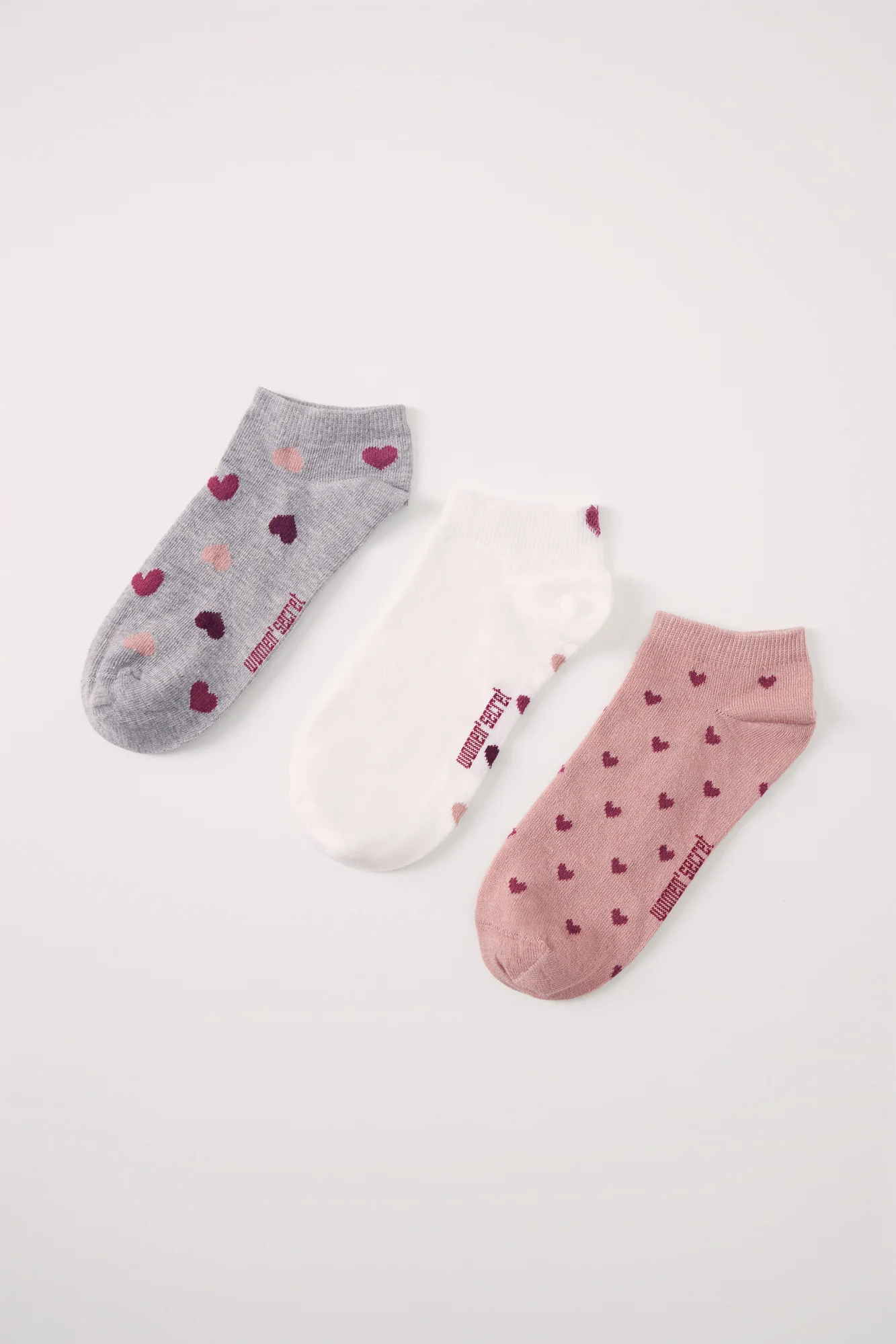 Pack of 3 short heart socks - Image 2