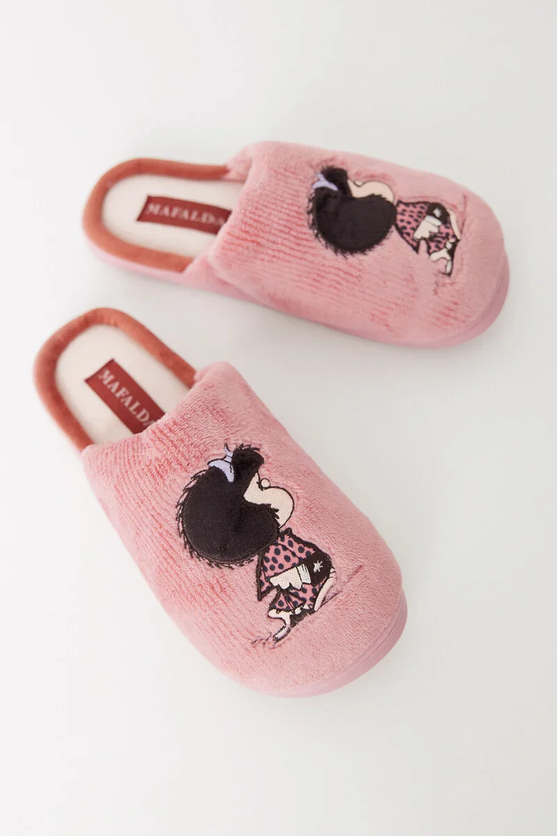 Pink Mafalda open-toed house slipper - Image 2