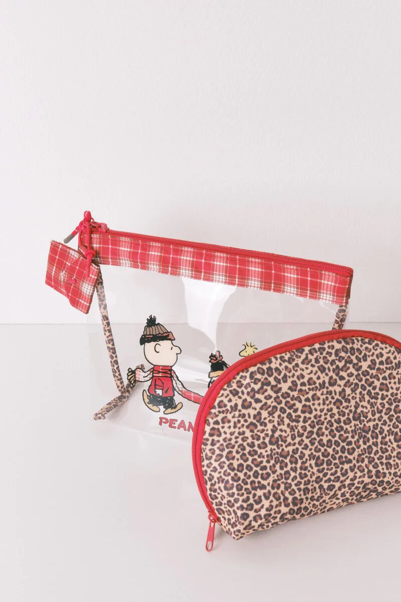 Pack of 2 animal print and Snoopy toiletry bags - Image 3
