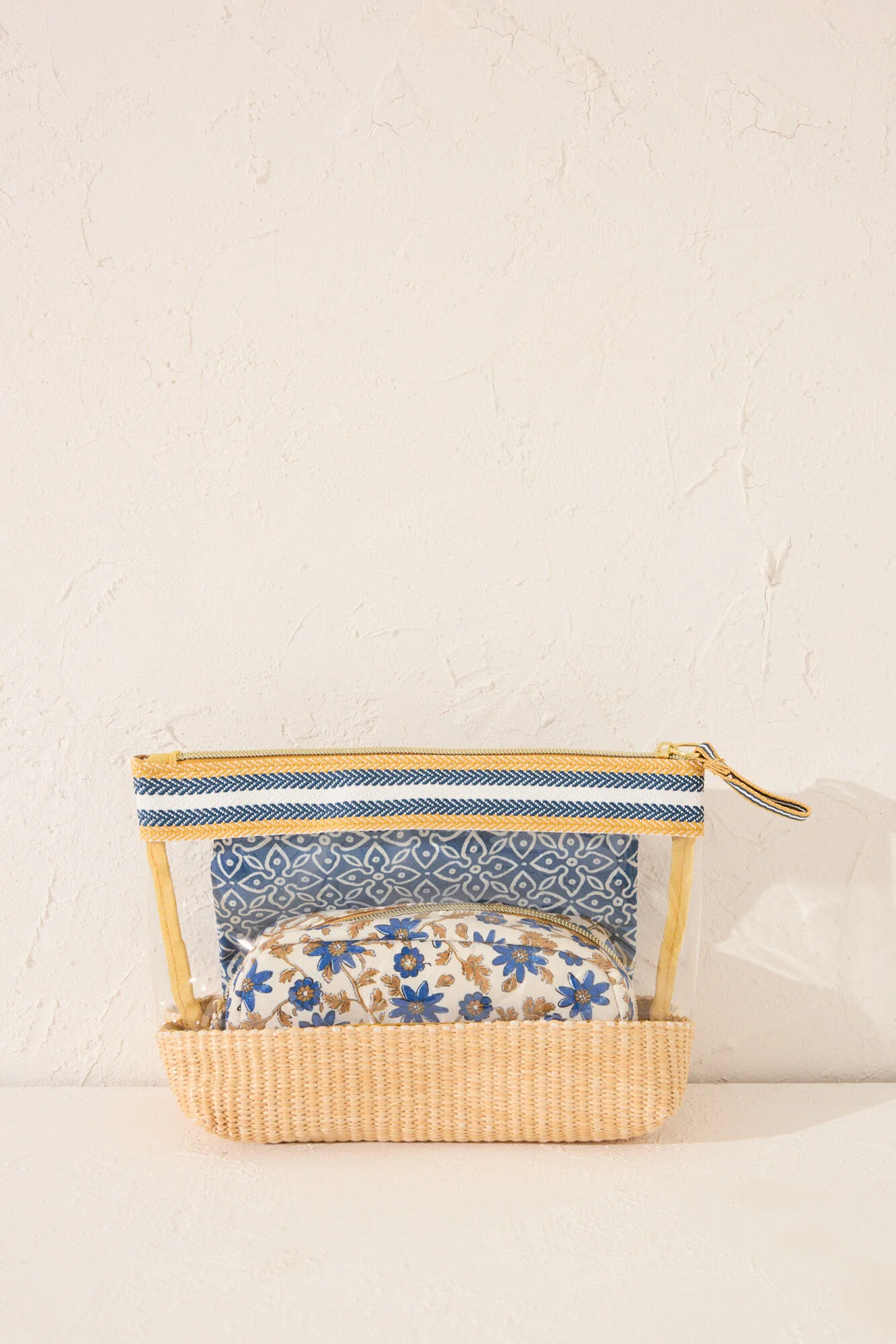Pack of 3 flower print toiletry bags - Image 4