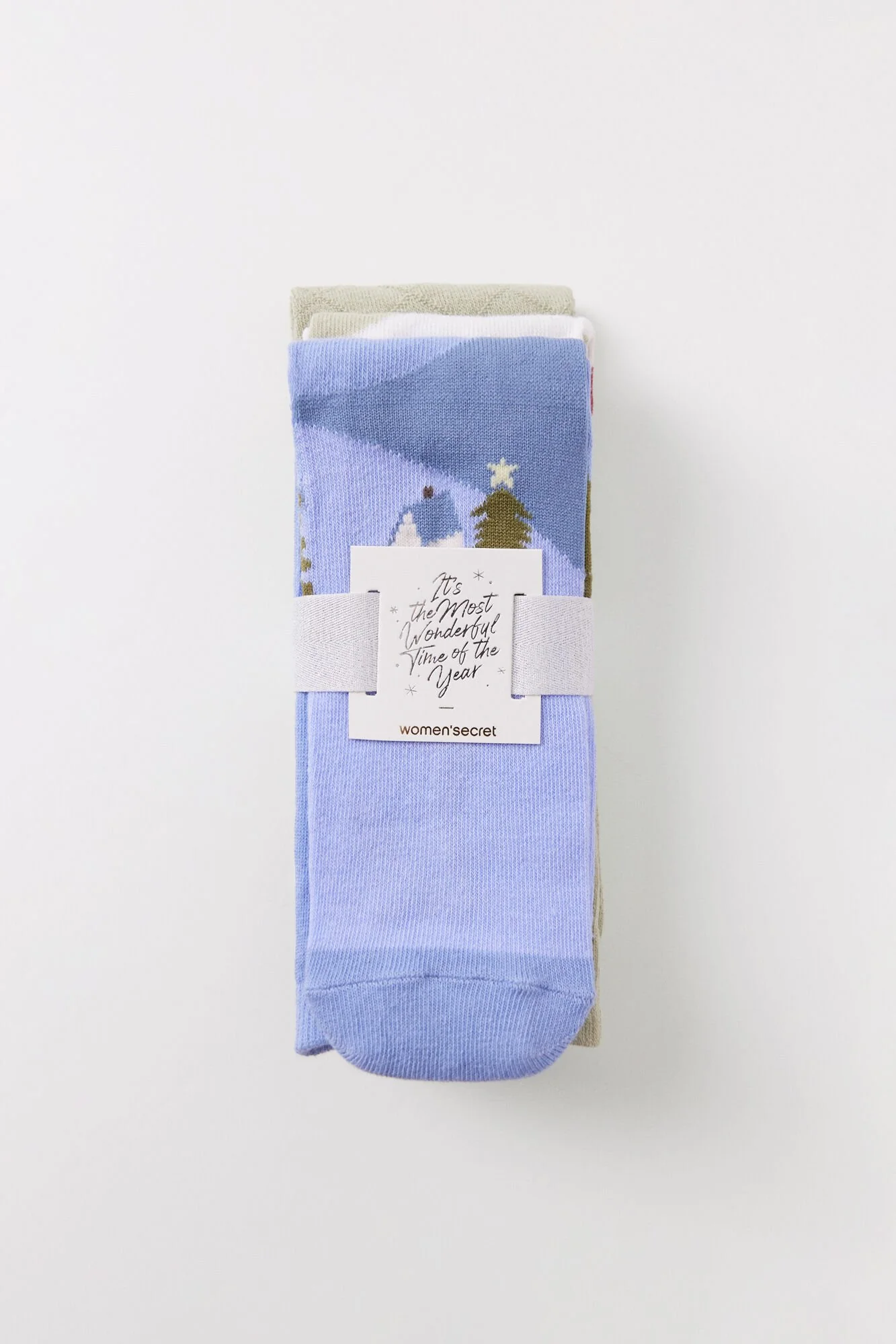 Pack of 3 snowy landscape high socks - Image 3