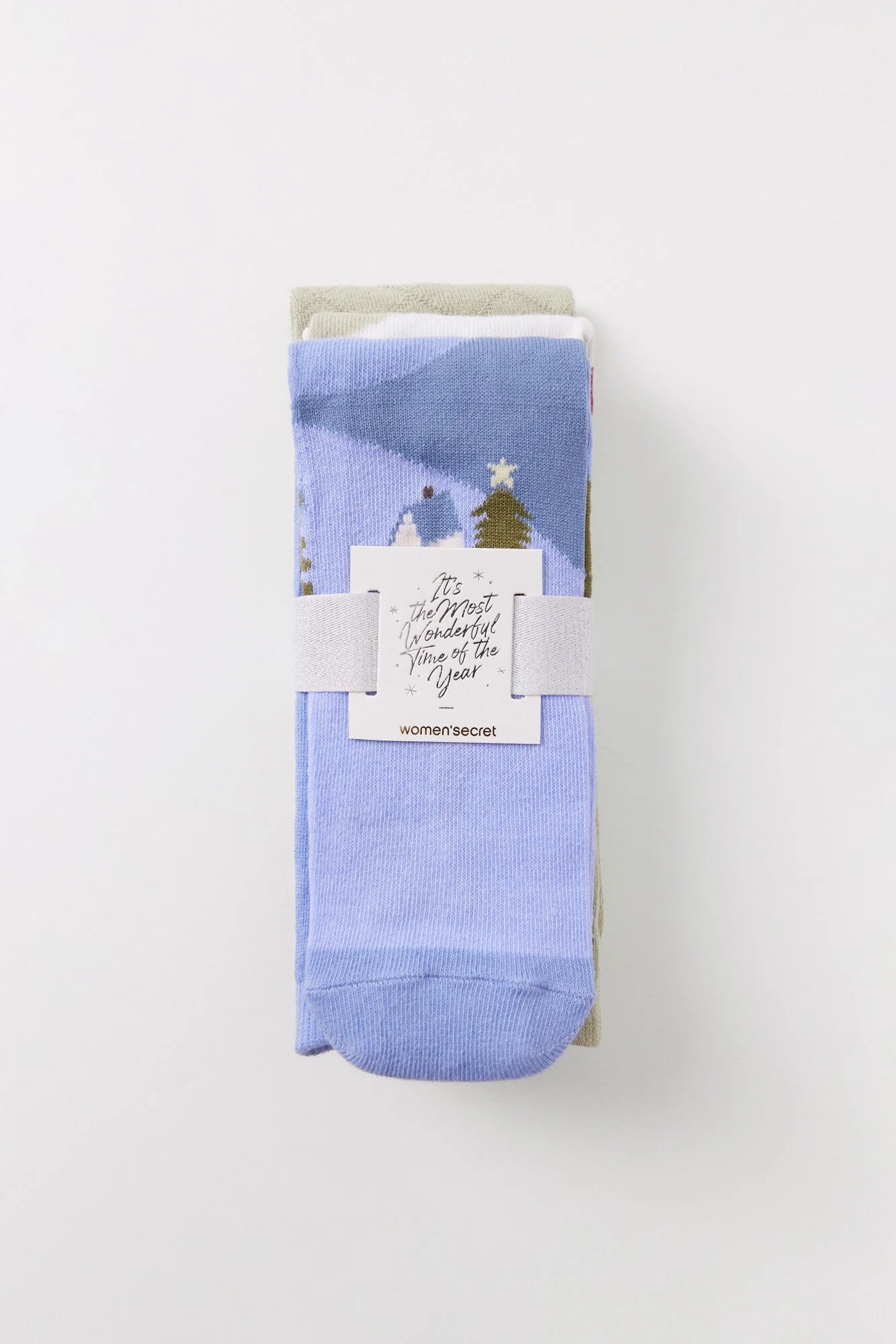 Pack of 3 snowy landscape high socks - Image 4